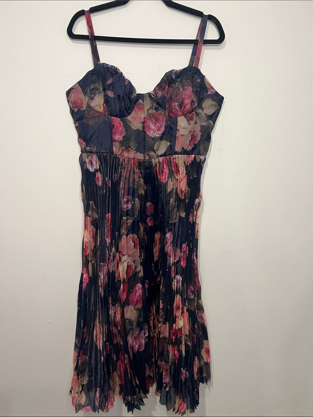Lulu's Navy Floral Pleated Spaghetti Strap Mini Dress Women’s XL